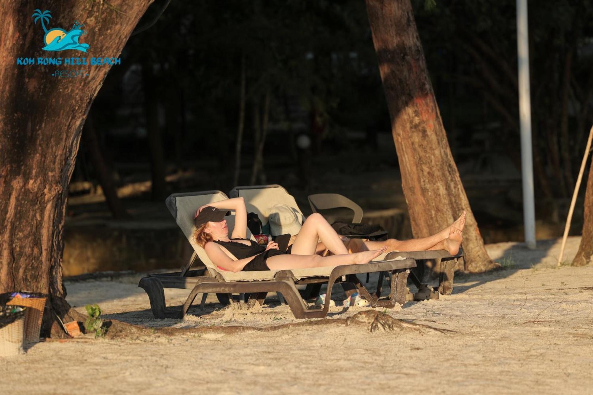 Koh Rong Hill Beach Resort Derm Tkov Village Bagian luar foto